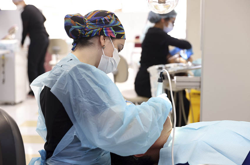 Especialidad Odontológica en Rehabilitación Oral logró 4 años de acreditación ante la CNA
