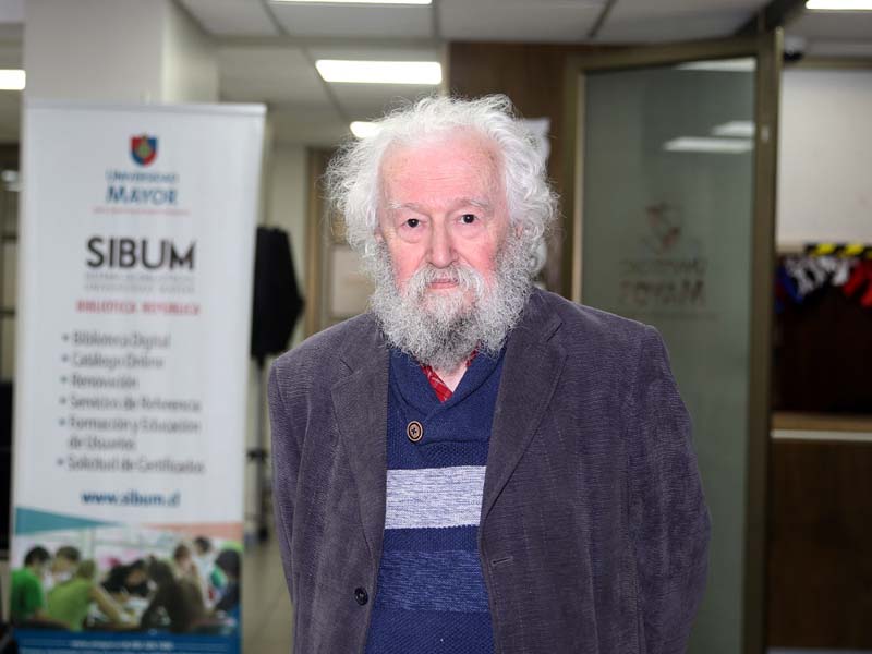Tomas-Moulian