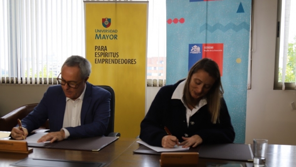 Convenio entre U. Mayor y Seremi de Vivienda aportará al desarrollo de parques urbanos 