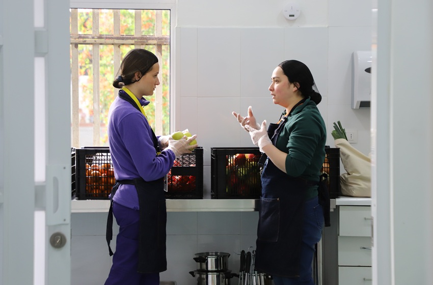 Nutrición y Dietética es parte del programa EcoMercado Solidario de Temuco